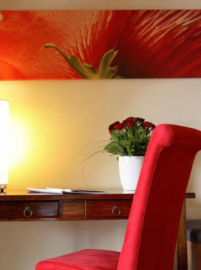 Hotel Zum Grunen Baum Plattling Εξωτερικό φωτογραφία